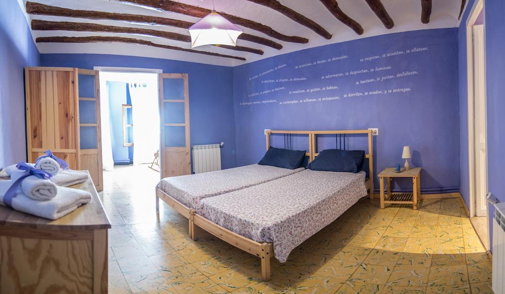Turismo Rural La Ojinegra Alloza Pokoj fotografie